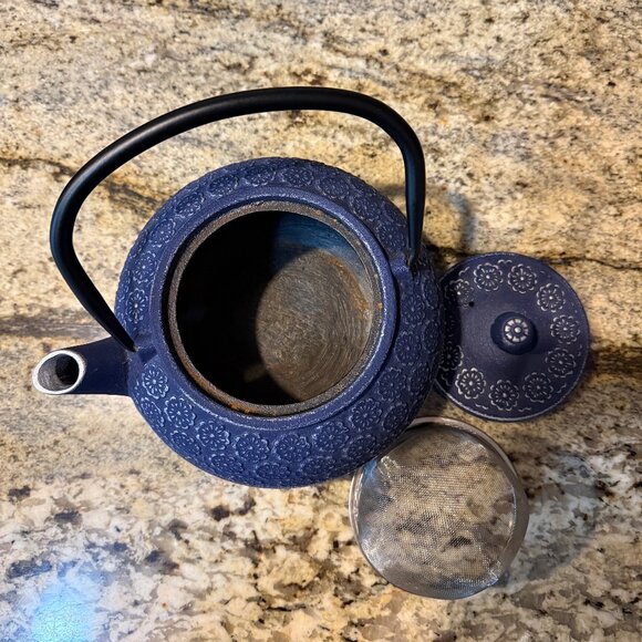 Blue Cast Iron Teapot Floral Pattern Japanese Style - Picture 5 of 5